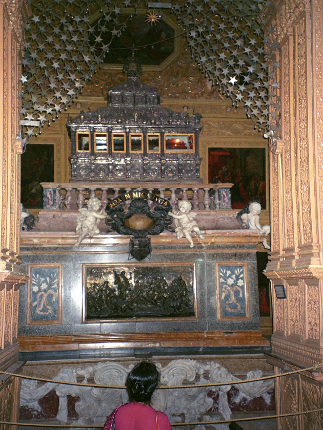 Trip to Goa. Relics of St. Francis Xavier. Goa. .