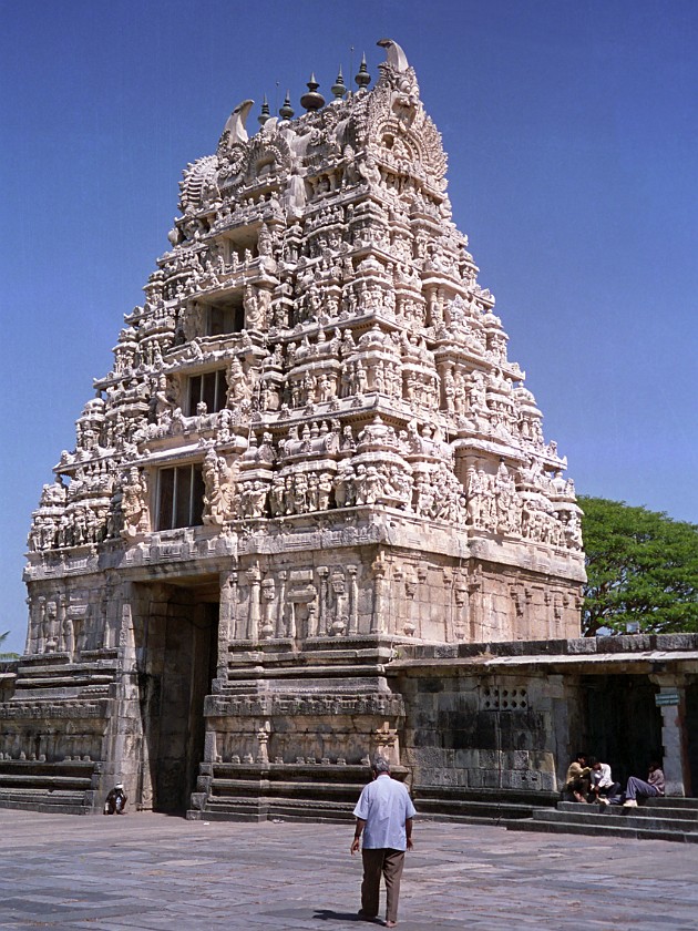 Trip to the Temples Around Hassan. Channekeshava Temple. Belur. .