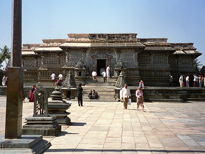 Trip to the Temples Around Hassan. Channekeshava Temple. Belur. .