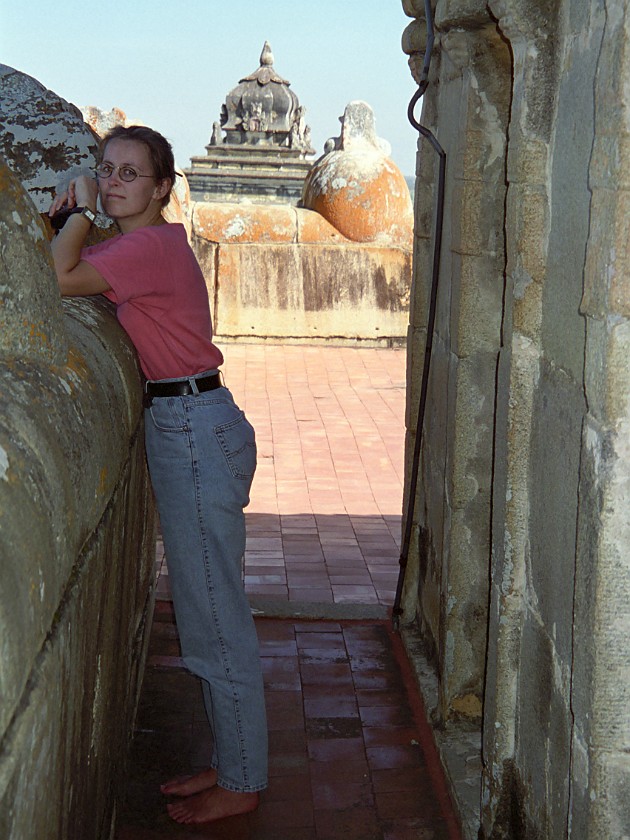 Trip to the Temples Around Hassan. Sravanabelagola. Sravanabelagola. .