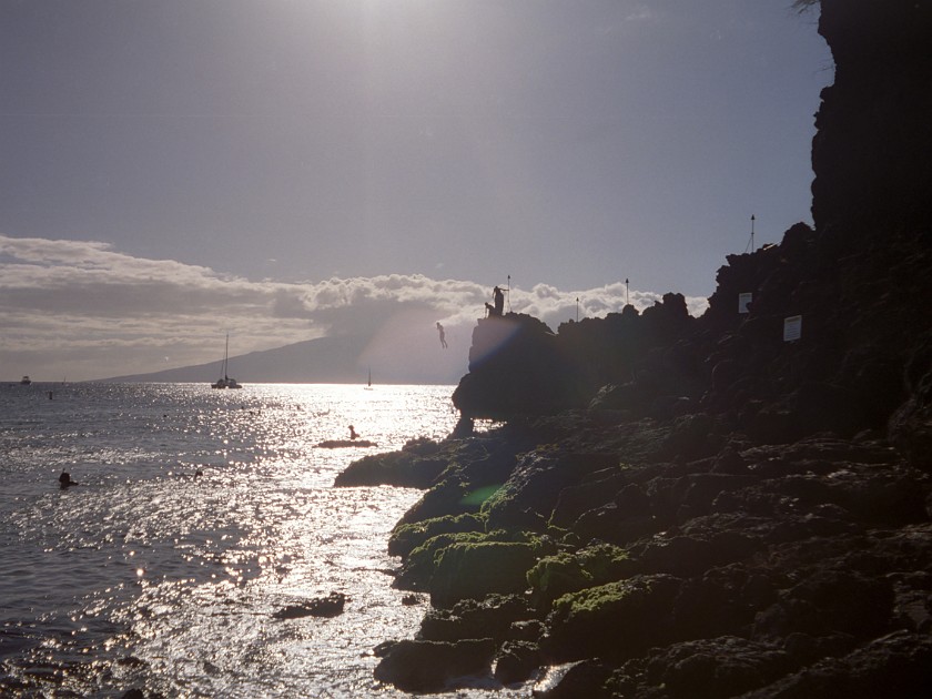 Ka'anapali Beach. Diving from a Rock. Lahaina. .