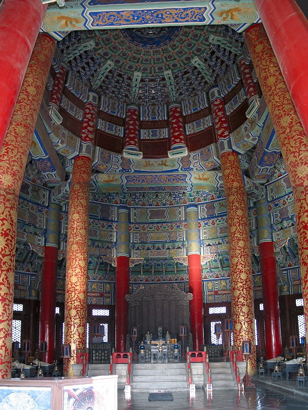 Tiantan Gongyuan (Temple of Heaven Park). Qi'niandian (Hall of Prayer for a Good Harvest). Beijing. .