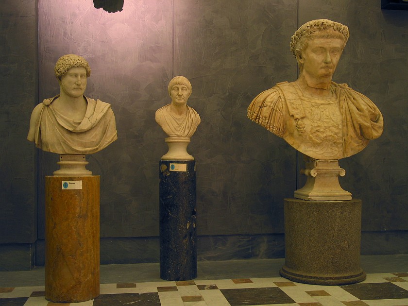 Museo Archeologico Nationale. Statues. Naples. .