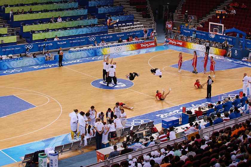 Women's Preliminary Basketball Russia vs White Russia. Time-out entertainment. Beijing. .