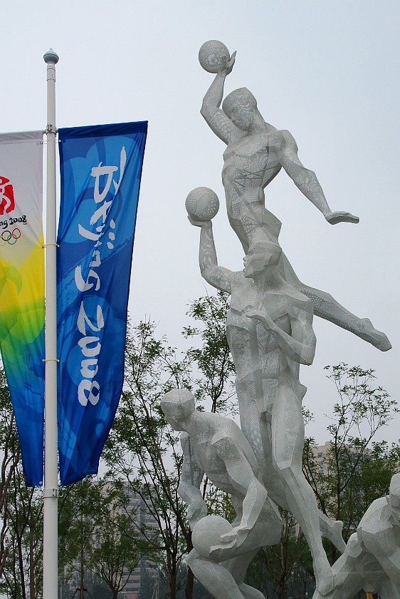 Women's Preliminary Basketball Russia vs White Russia. Sculpture. Beijing. .