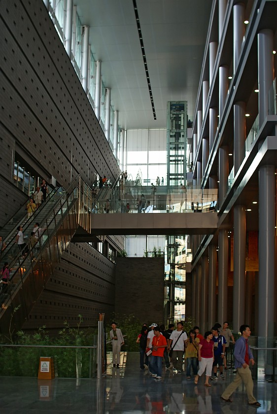 Capital Museum. Entrance hall. Beijing. .