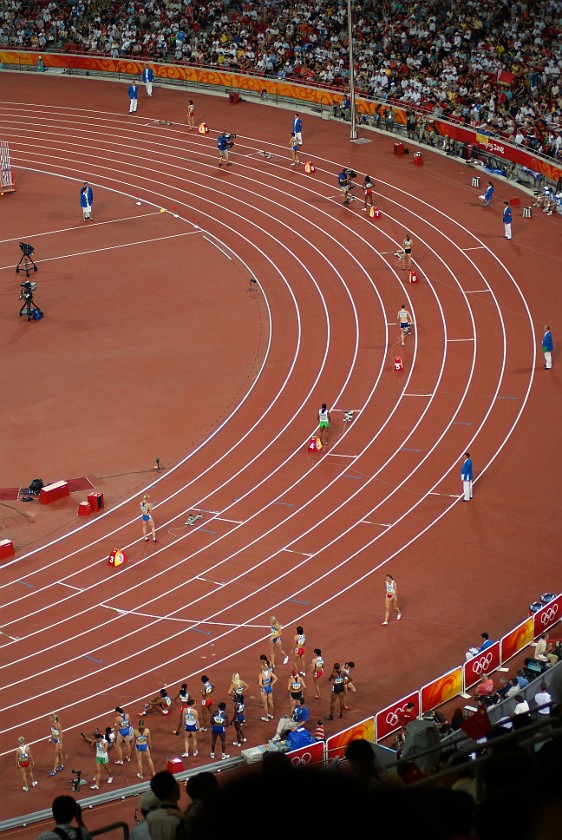 Athletics Finals. Women's 4x 100m relay final. Beijing. .