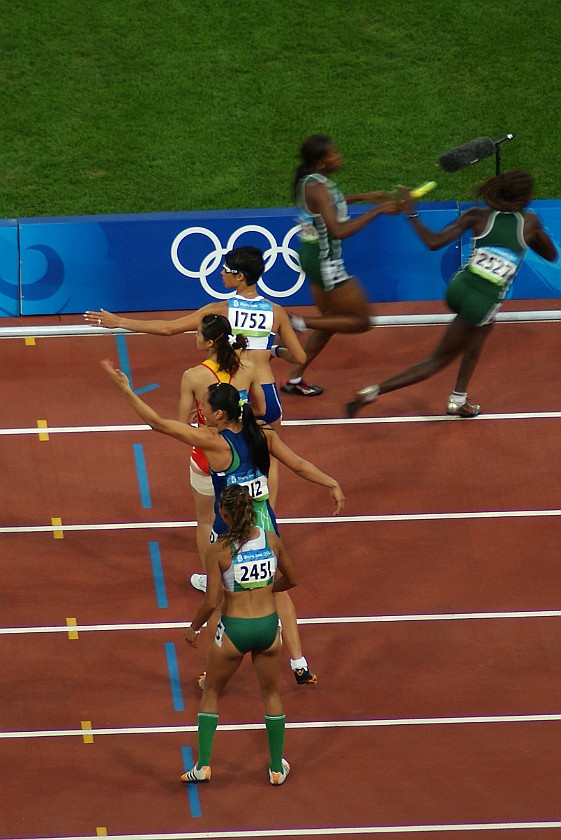 Athletics Finals. Women's 4x 100m relay final. Beijing. .