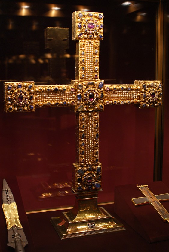 Imperial Treasury. Imperial Cross and Spear. Vienna. .