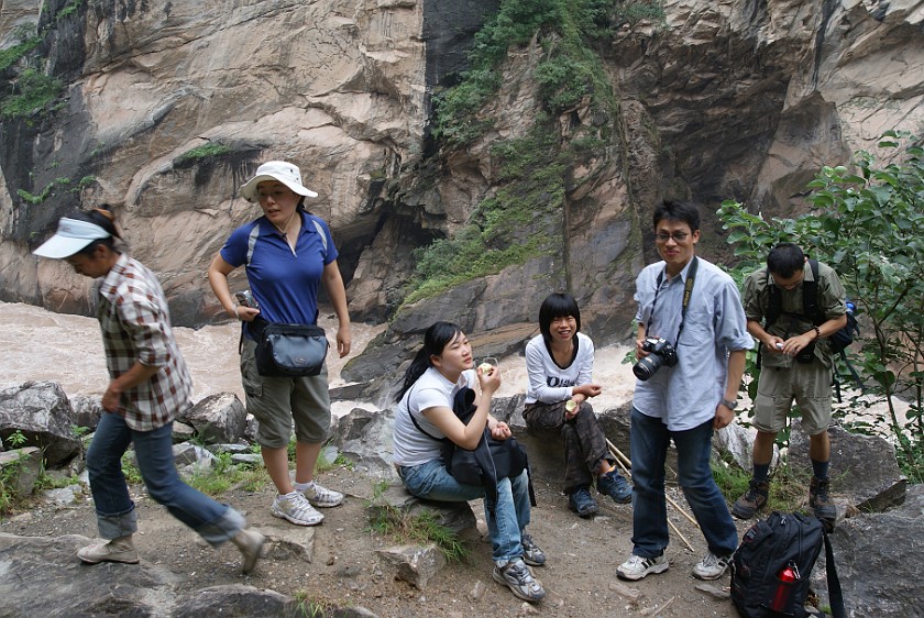 Daytrip to the Tiger Leaping Gorge. Path down to the middle rapids. Tiger Leaping Gorge. .