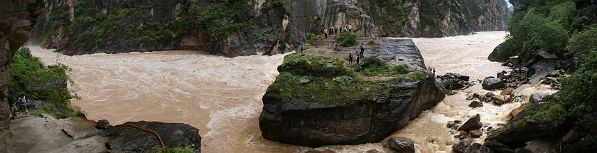 Daytrip to the Tiger Leaping Gorge. Middle rapids. Tiger Leaping Gorge. .