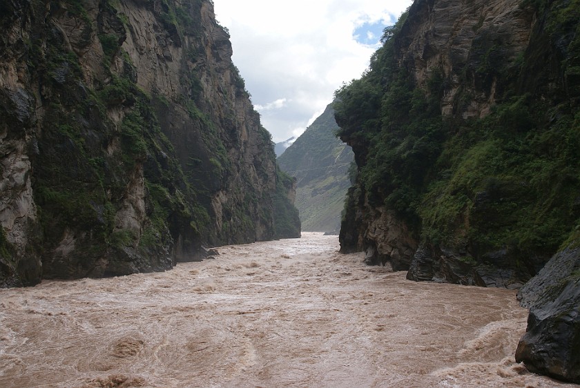 Daytrip to the Tiger Leaping Gorge. Middle rapids. Tiger Leaping Gorge. .