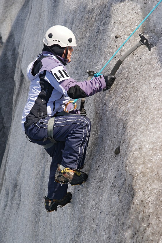 Tour on the Svinafellsjökull Glacier . Ice climbing. Skaftafell Nationalpark. .