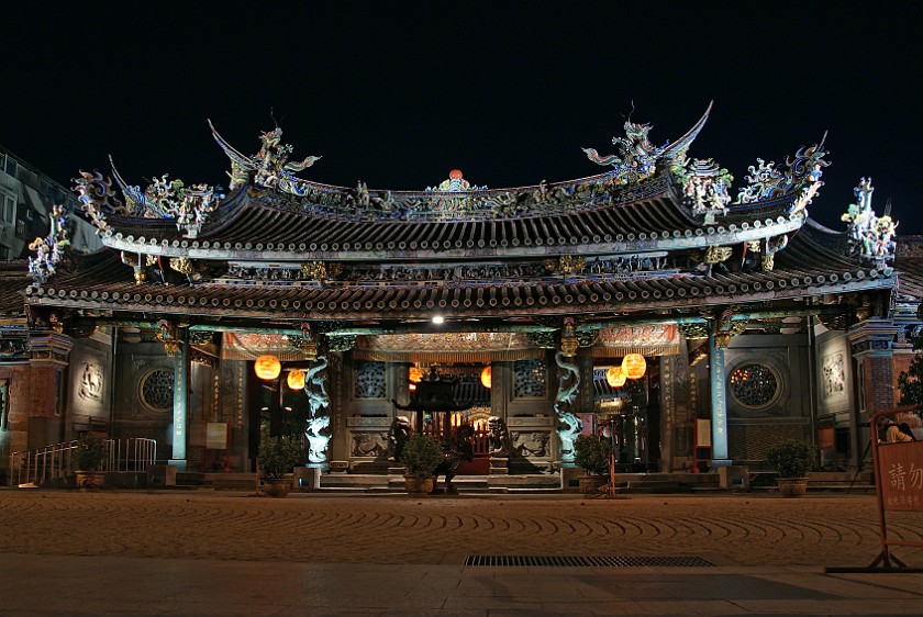 Baoan Temple. Entry. Taipei. .