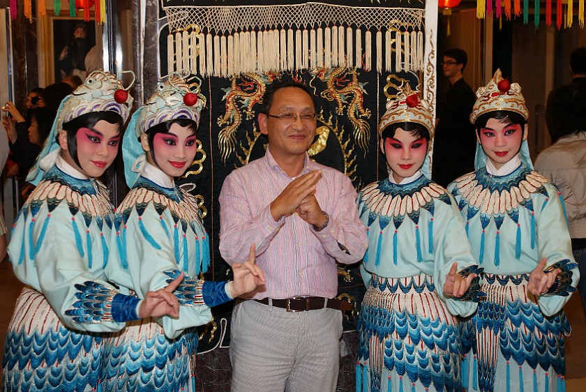 TaipeiEyE Chinese Performing Arts. Actress Group. Taipei. .