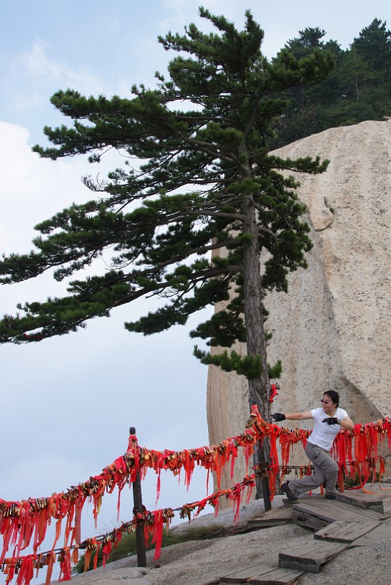 Hua Shan. Near the East Peak. near Mengyuan. .