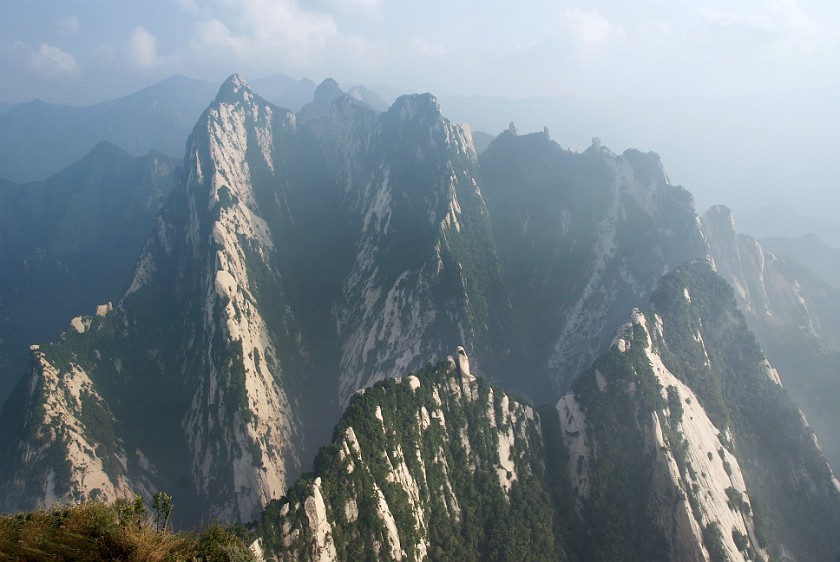 Hua Shan. Mountain View. near Mengyuan. .