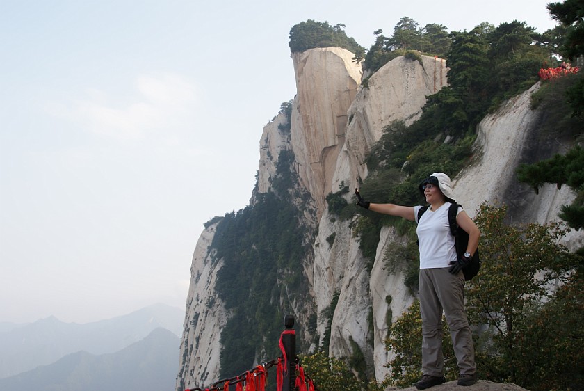 Hua Shan. Portrait at Cliff. near Mengyuan. .
