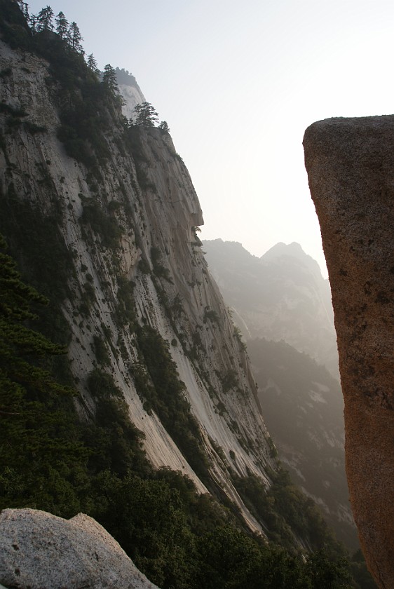 Hua Shan. Cliff. near Mengyuan. .