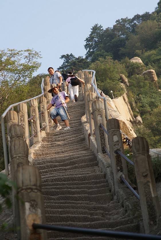 Hua Shan. Dark Dragon Ridge. near Mengyuan. .