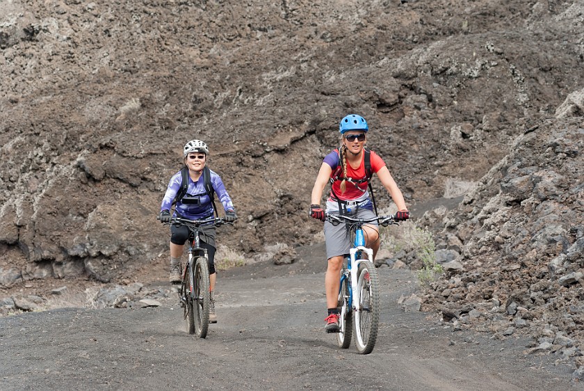 Ruta de los Volcanes. Mountain biking. near Puerto de Naos. .