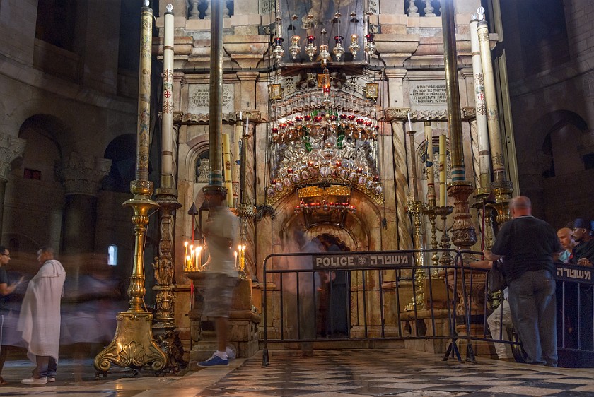 Church of the Holy Sepulchre. Tomb of Jesus. Jerusalem. .