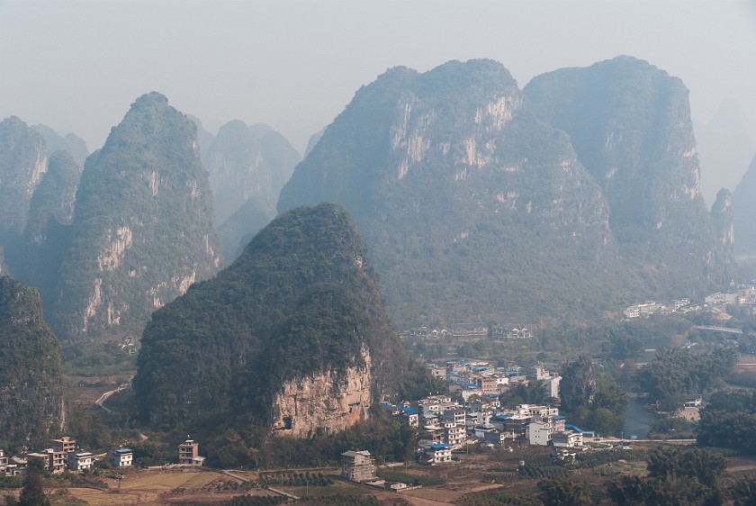 Yuèliàng Shan Area. North view from the Moon Hill. near Yángshuò. .