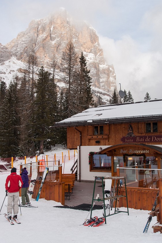 Cinque Torri. Bai de Dones. Cortina D'Ampezzo. .