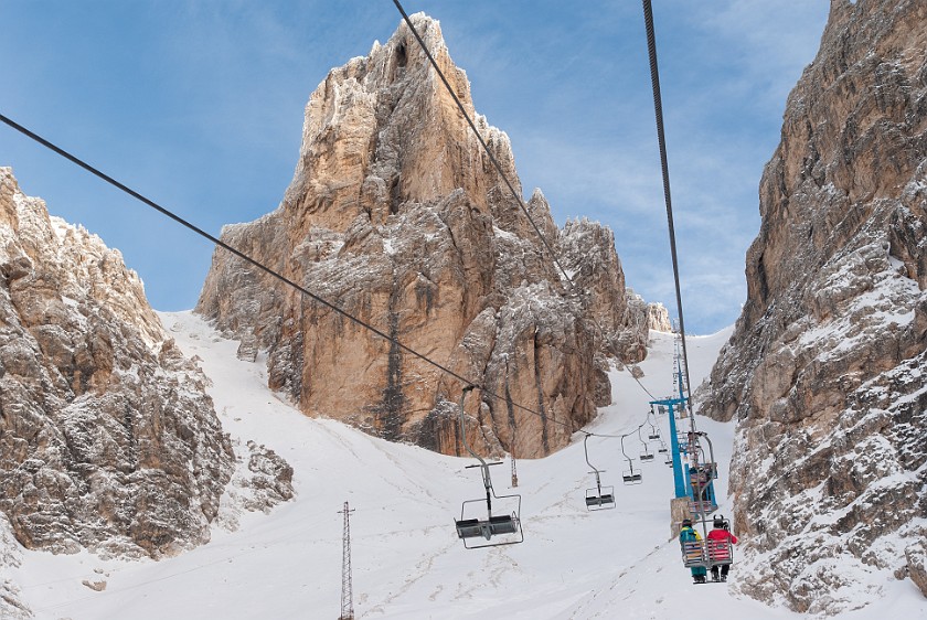 Cristallo. Lift up to Forcella Staunies. Cortina D'Ampezzo. .