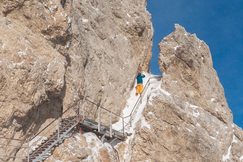 Cristallo. Walk up to a crevice. Cortina D'Ampezzo. .