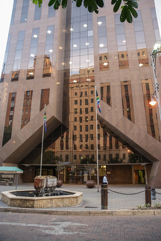 Johannesburg. 100 Main Street. Johannesburg. .