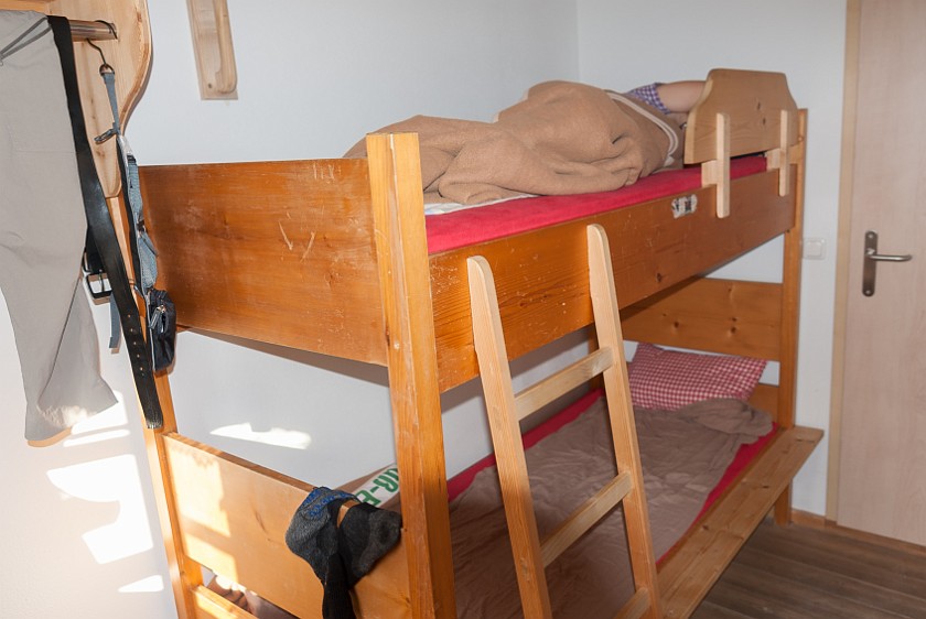 Hike to the Wimbachgrieshütte. Room with bunk bed. near Berchtesgaden. .