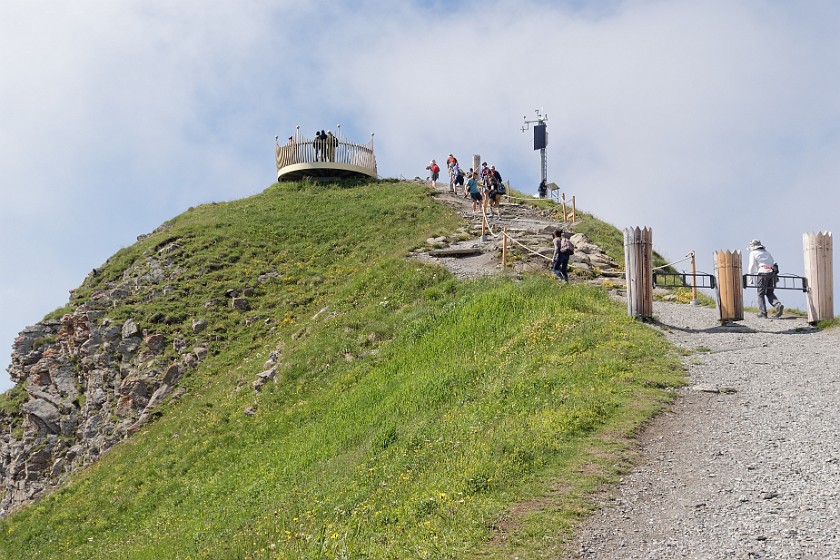 Rotsteckli Trail. Männlichen summit. near Wengen. .