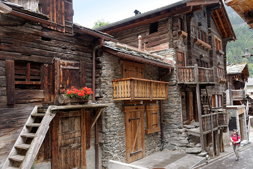 Zermatt. Historic buildings at the Hinterdorfstrasse. Zermatt. .