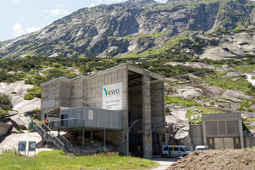 Räterichsboden Dam and Power Plant. Entrance building to the Grimsel 1 + 2 power plant. Guttannen. .