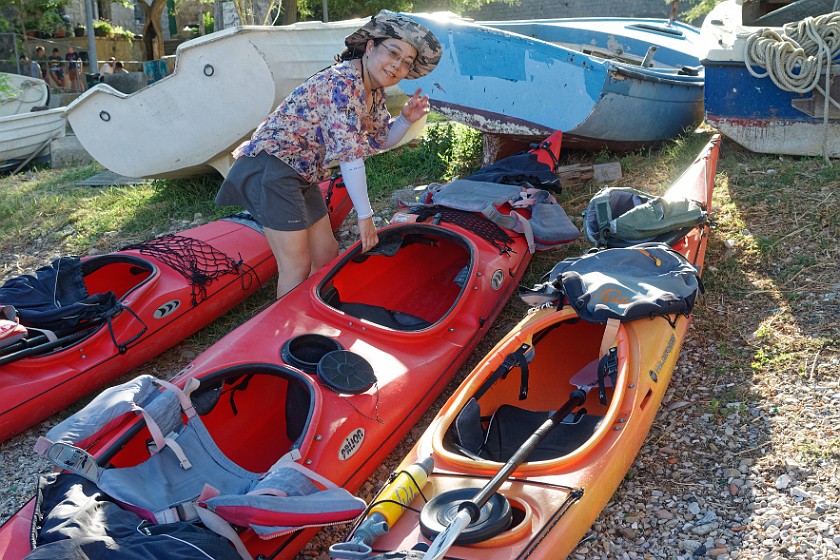 Kayak and Bike Elaphite Tour. Kayaking. Suđurađ. .