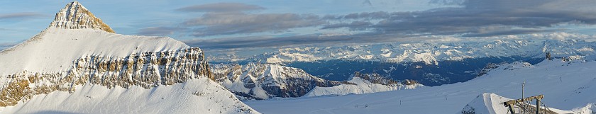 Skiing in the Glacier 3000 Area. Panoramic view from the Scex Rouge. near Ormont-Dessus. .