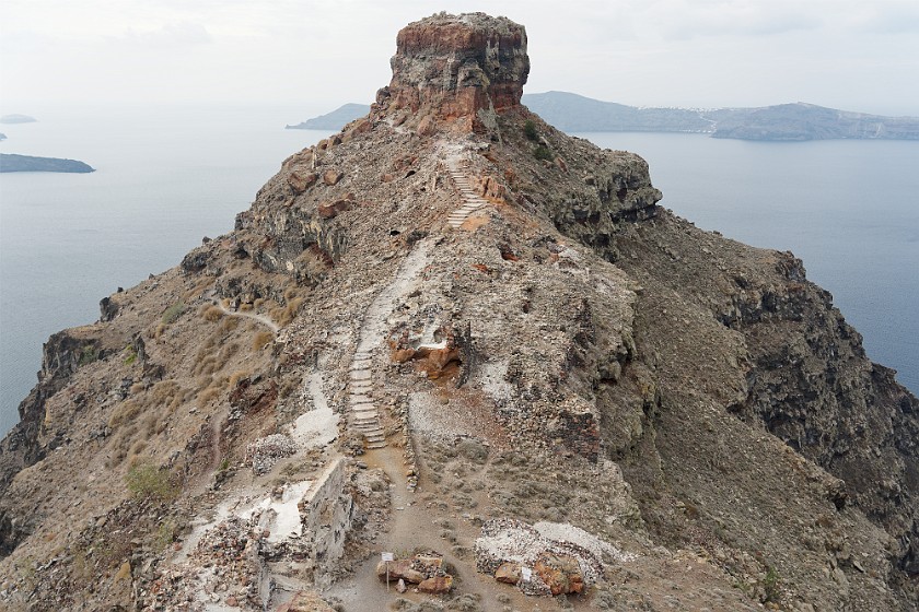 Imerovigli, Santorini. Skaros Rock. Imerovigli. .