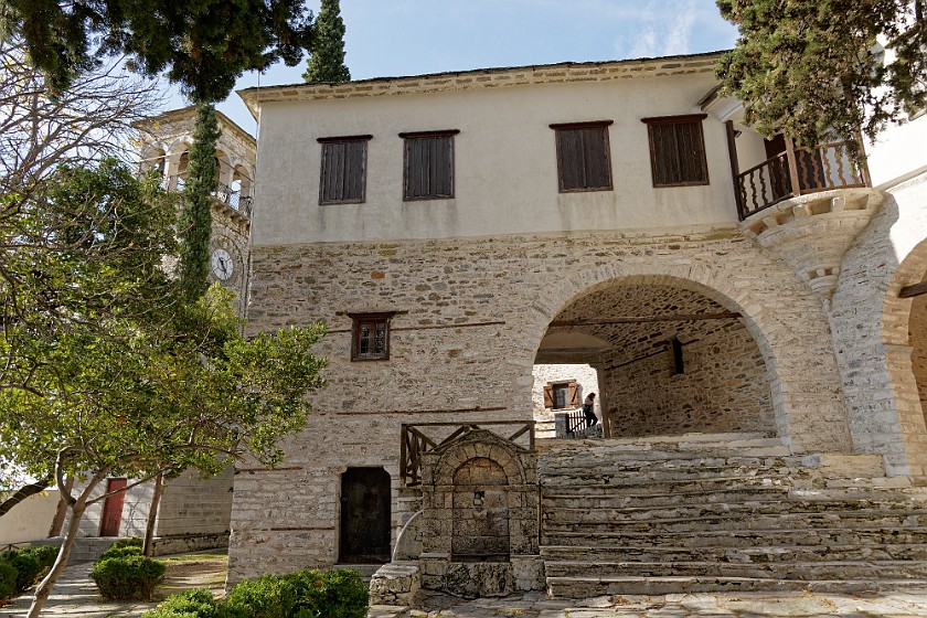 Makrinitsa. Church of the Assumption of the Virgin. Makrinitsa. .