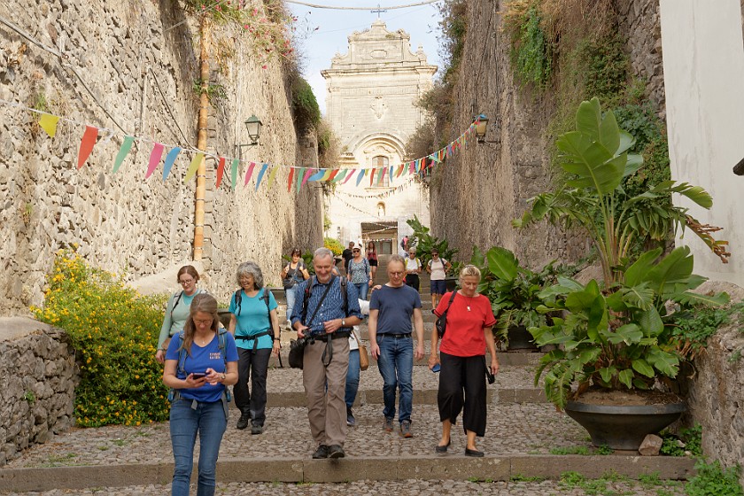 Lipari. Tour group in the Via Castello. Lipari. .