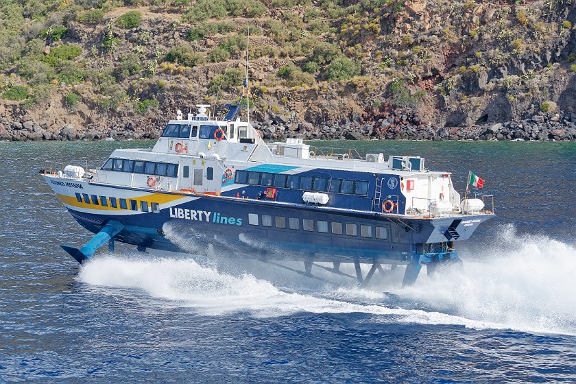 Kayaking on Vulcano. Hydrofoil. Salina. .