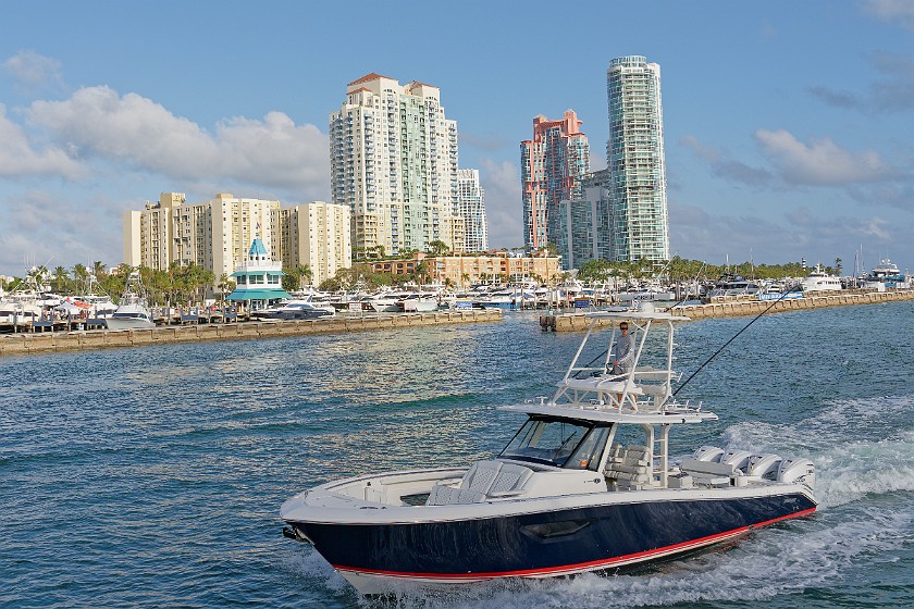 Miami Millionaire’s Row Sightseeing Cruise. Miami Beach and marina. Miami. .
